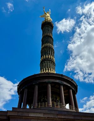 The Victory Column